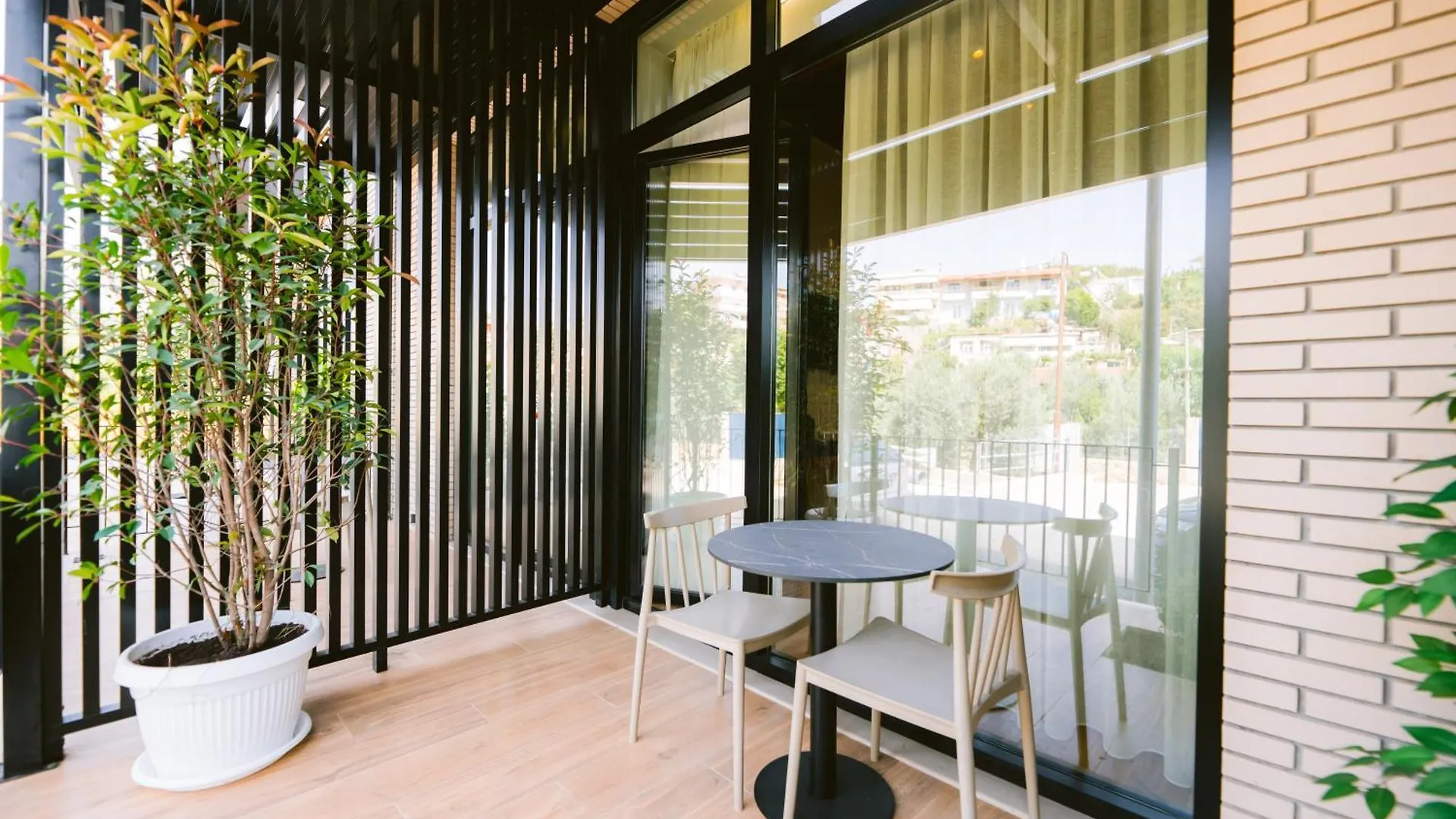 Noemie Hotel Himare 4*,  Albania