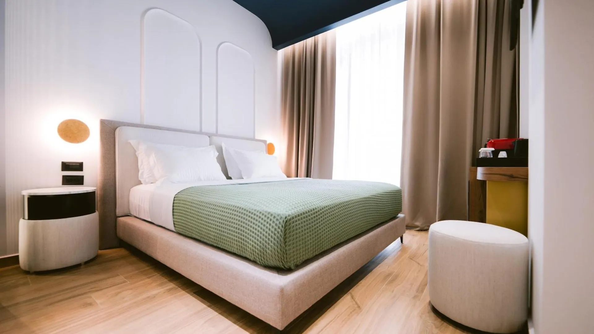 Noemie Hotel Himare