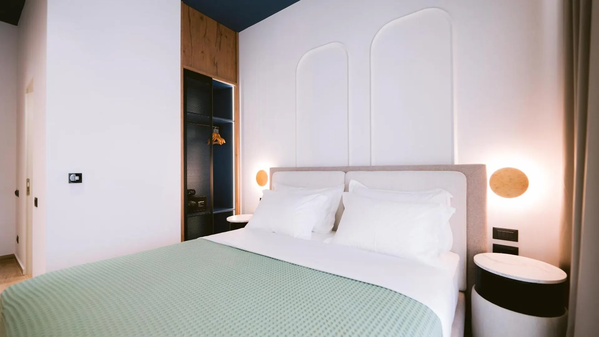 Noemie Hotel Himare 4*,  Albania