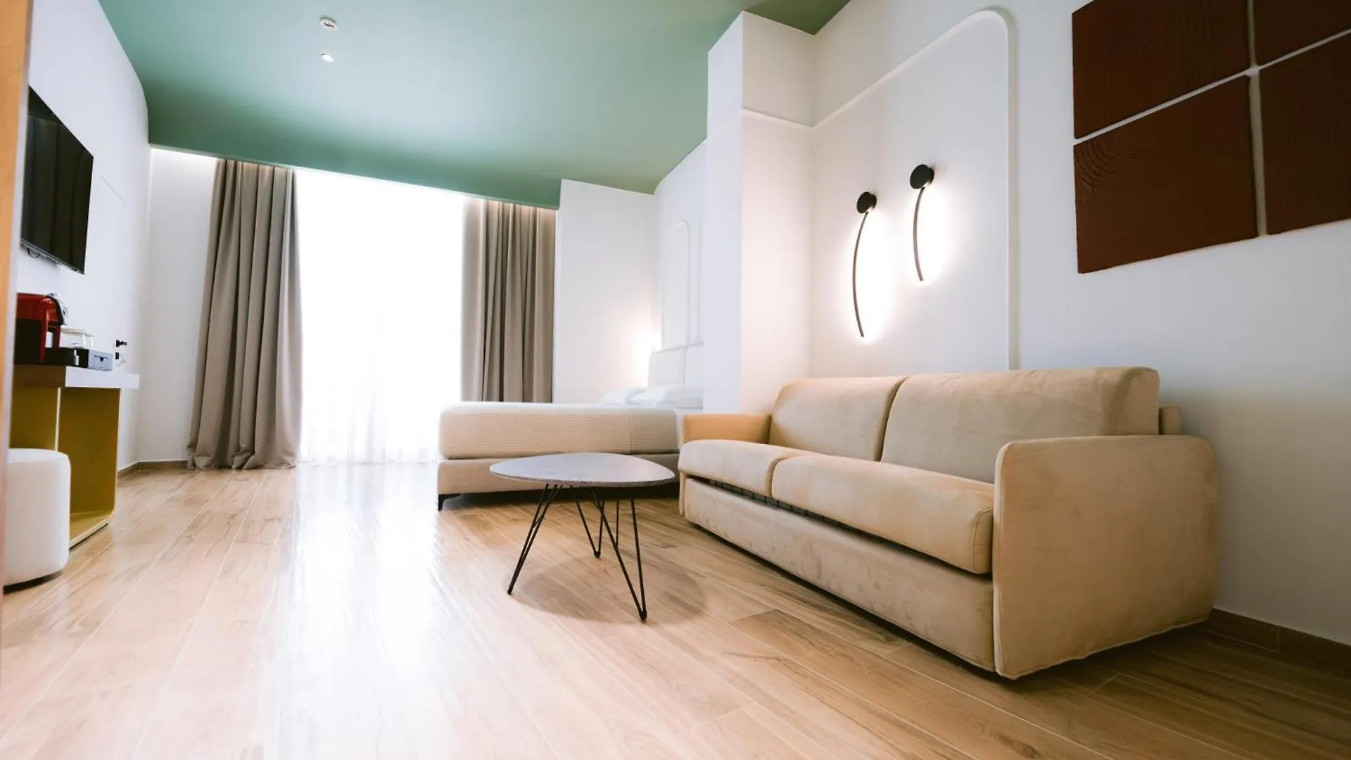 Noemie Hotel Himare Albania