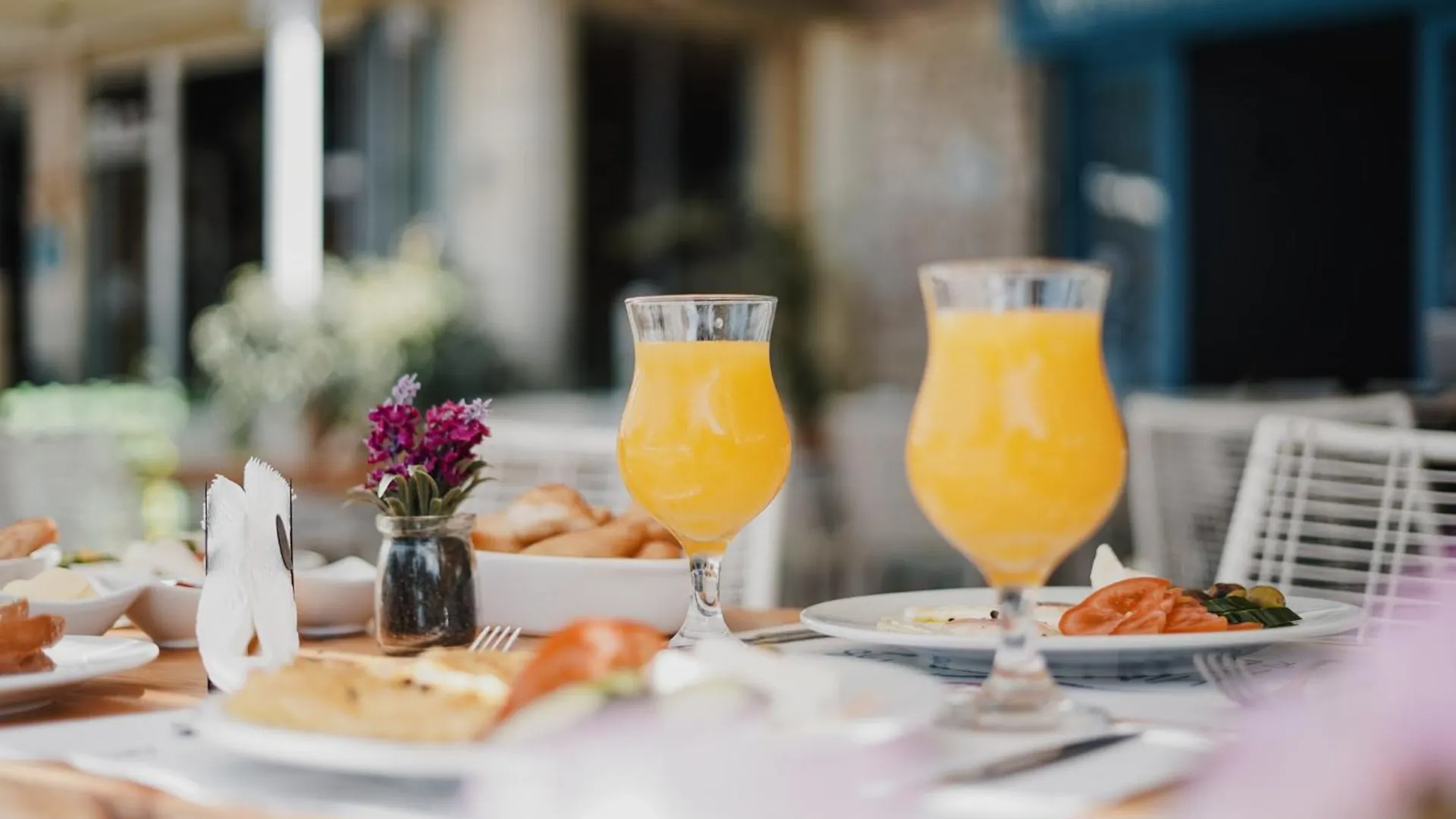 Noemie Hotel Himare Albania